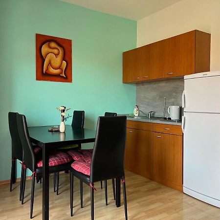 Apartmani Kacola Tučepi المظهر الخارجي الصورة