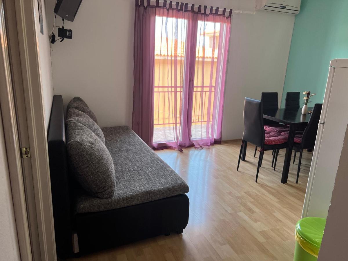 Apartmani Kacola Tučepi المظهر الخارجي الصورة