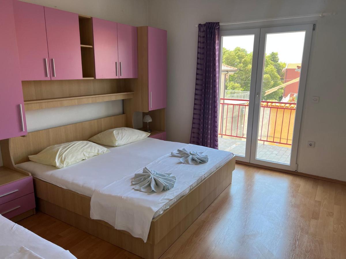 Apartmani Kacola Tučepi المظهر الخارجي الصورة